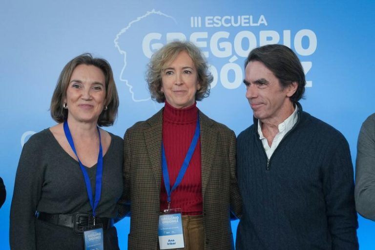 Gamarra denuncia la «corrupción ómnibus» en que se «hunde» el Gobierno y alerta del «caballo de Troya del separatismo»
