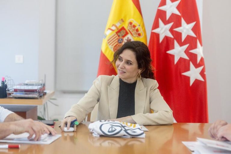 Ayuso afirma que Vox vive una «crisis profunda»: «Fueron fundados en contra del PP»