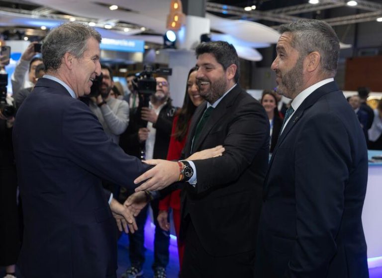 Feijóo advierte a Sánchez: «No se puede jugar» con la seguridad y señala que Ucrania probará la unidad del Gobierno