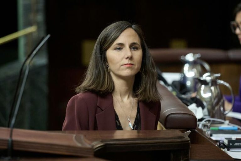 El Congreso rechaza la iniciativa de Podemos para prohibir las empresas de desokupación, con el PSOE absteniéndose