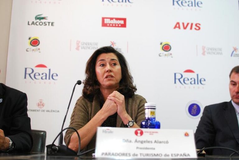 La exesposa de Rato presenta una querella contra su inquilino por difamación en una web que utiliza su nombre