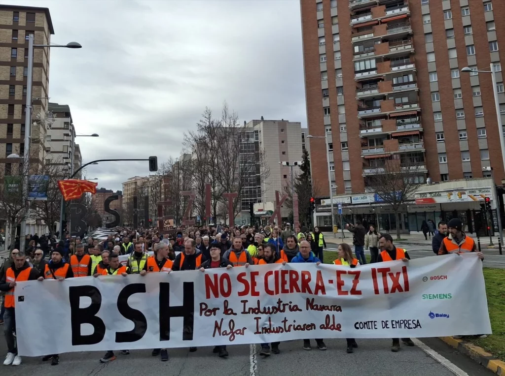 Gamarra recuerda que "el primer palacete entregado al independentismo fue Navarra" 2 Moncloa EuropaPress 6419243 manifestacion pamplona contra cierre planta bsh esquiroz Moncloa