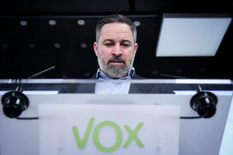 Rechazada la querella del PSOE contra Abascal por decir que «querrán colgar de los pies a Sánchez»