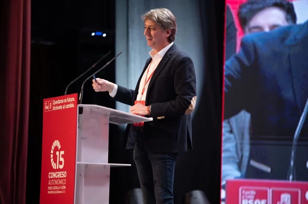 EuropaPress 6537093 secretario general psoe castilla leon carlos martinez clausura 15 congreso Moncloa