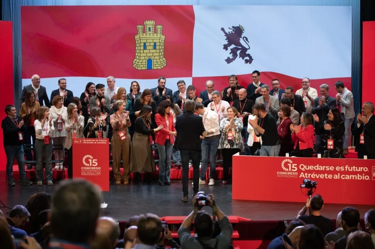 El ‘leonesismo’ se convierte en la brecha invisible en el PSOE de Castilla y León