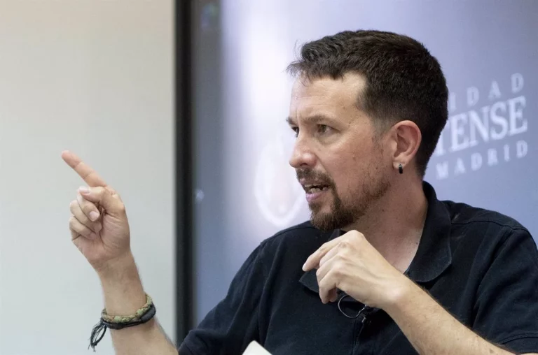 Iglesias sale en defensa de la pareja de Feijóo para sorpresa del Gobierno