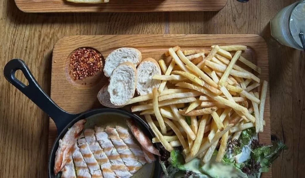 El restaurante más viral de la ciudad: un espacio madrileño por el que todos hacen fila 