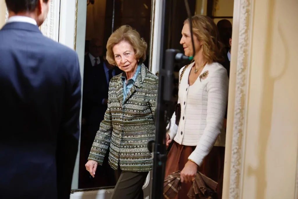 El motivo por el que la infanta Elena no asistirá a la boda de Nicolás de Grecia 14 Moncloa Infanta Elena