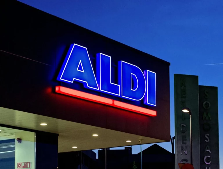 Aldi tiene las zapatillas de ‘trekking’ perfectas, más baratas que el propio Decathlon