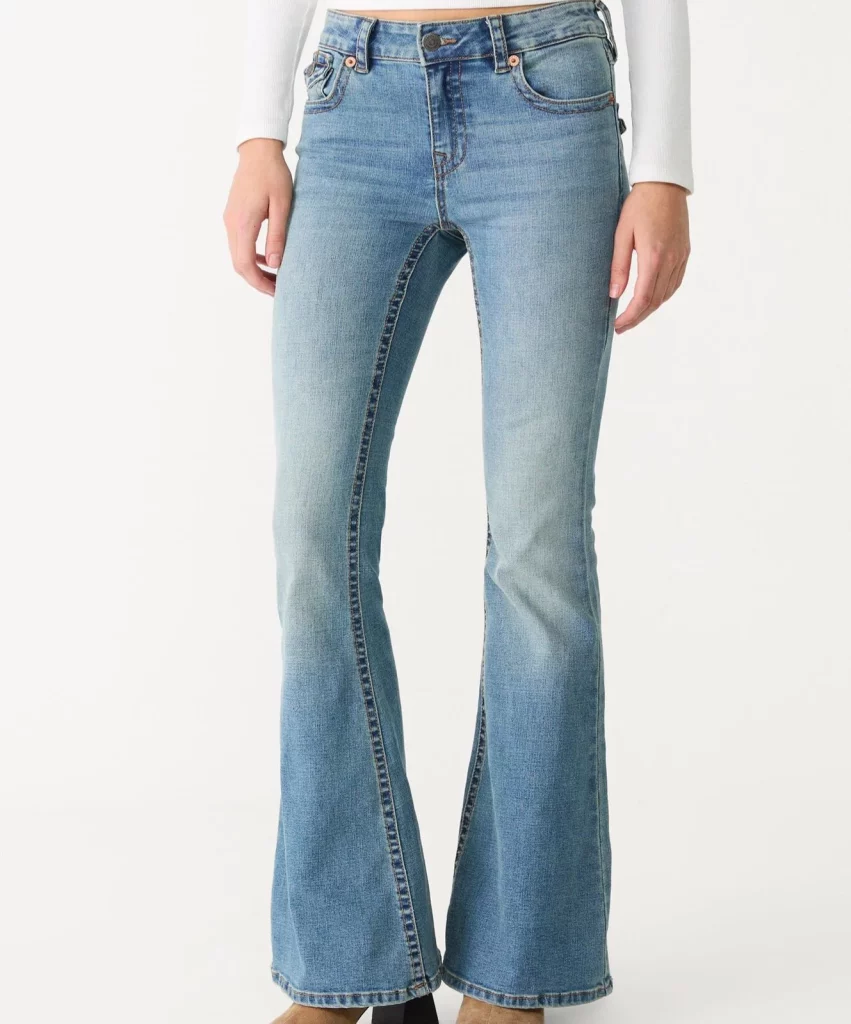 Presume gracias a Stradivarius de pantalones vaqueros a la última por poco dinero 18 Moncloa WhatsApp Image 2025 02 20 at 9.38.45 AM 2 Moncloa
