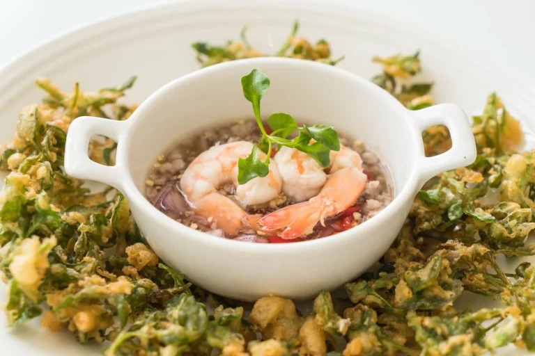Receta de alubias con langostinos, legumbres con un toque de mar