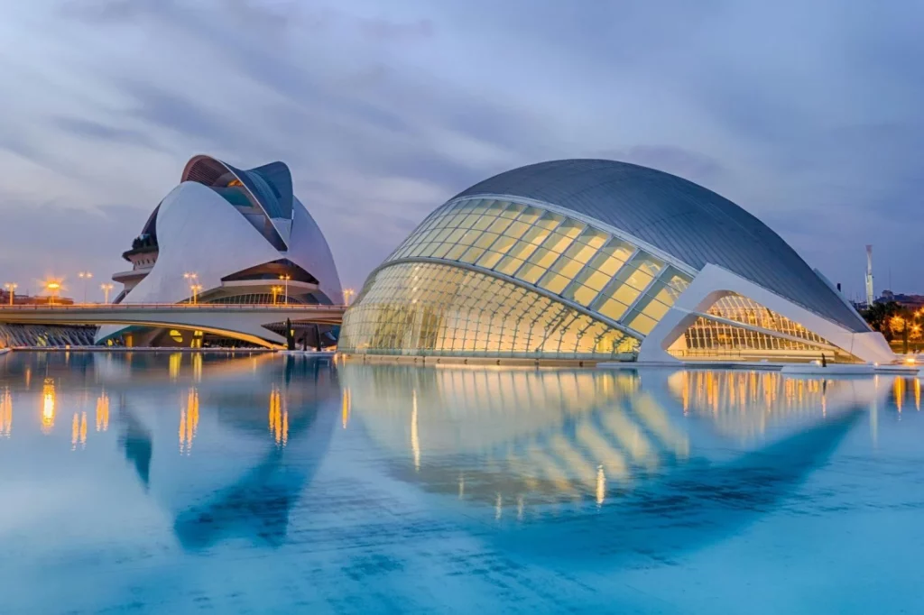 Los 3 museos más fascinantes de Valencia que debes visitar 18 Moncloa WhatsApp Image 2025 02 21 at 3.21.32 PM 2 Moncloa