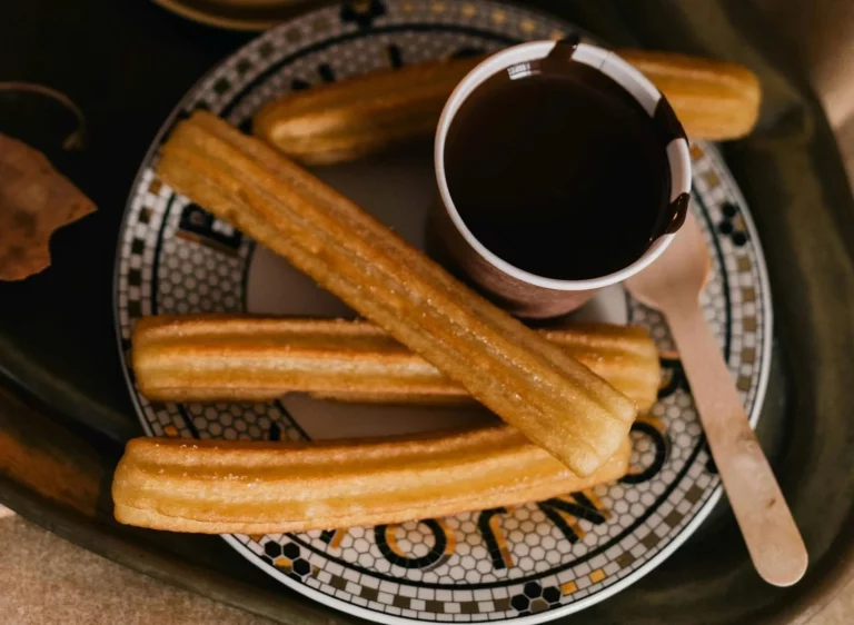 Disfruta del desayuno o merienda con estos churros caseros