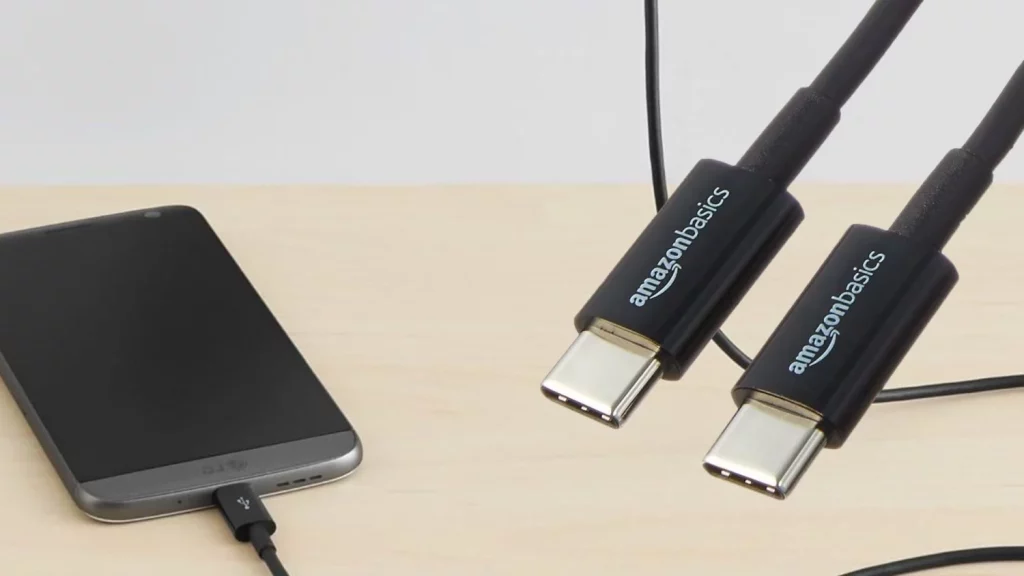 Amazon tiene el USB tipo C definitivo a un precio regalado 18 Moncloa Amazon apuesta por la compatibilidad