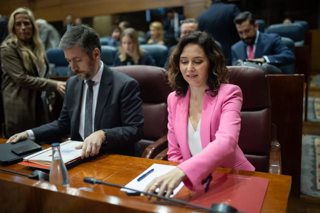 Ayuso da otra lección a Cataluña y sus privilegios de los expresidentes 1 Moncloa Isabel Díaz Ayuso, presidenta de la Comunidad de Madrid y freno del PSM de Óscar López