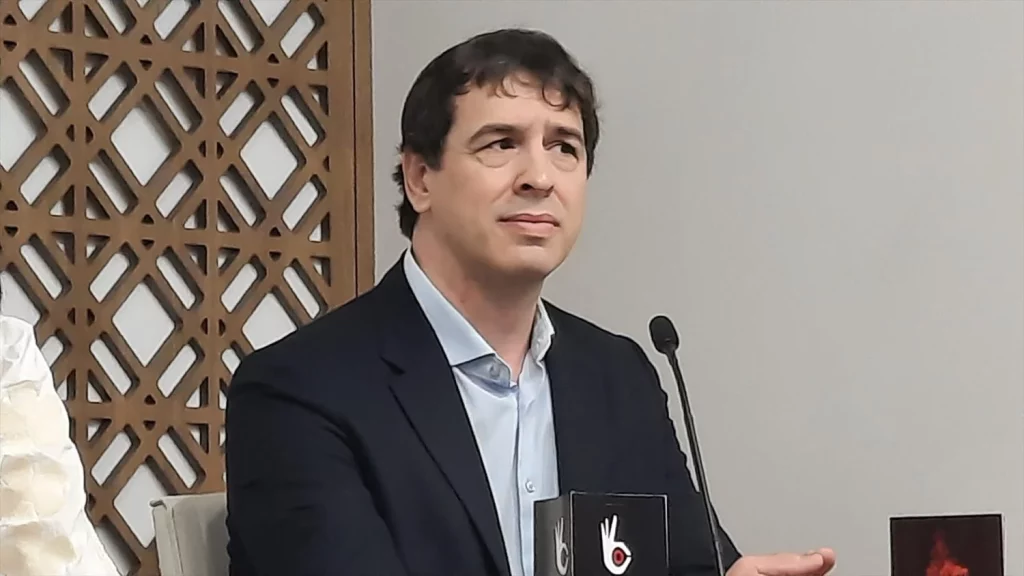 El 'hermanito' de David Sánchez: Su única culpa es ser "amigo del hermano del político" 1 Moncloa David Sánchez, hermano del presidente del Gobierno. | Fuente: Agencias