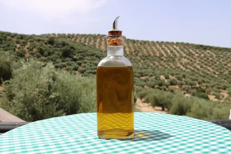 Ni Carrefour ni Mercadona pueden competir con este aceite de oliva virgen extra a 3 euros el litro