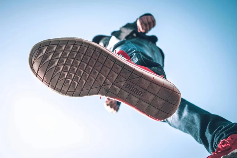 En oferta por poco tiempo, las zapatillas de Puma que están desbancando a Adidas y Nike