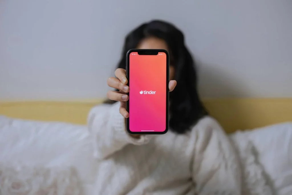 Este es el perfil que más liga en Tinder y otras apps de citas