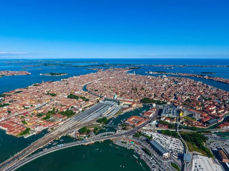 A solo dos horas de España se esconde la isla más terrorífica de Europa