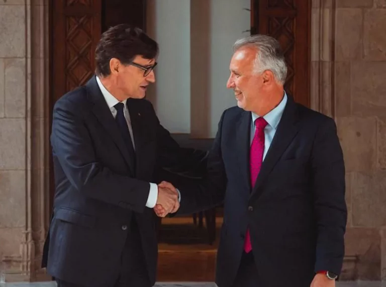 El PSOE e Illa lanzan el órdago al recuperar el Estatuto tumbado por el TC