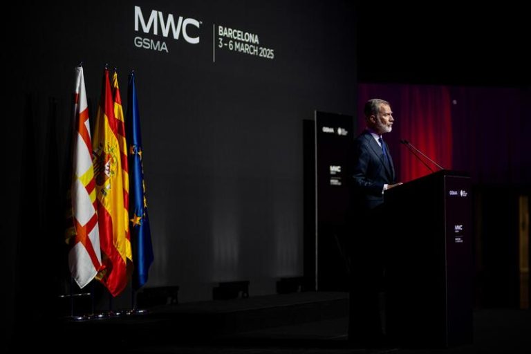 El Rey Felipe VI defiende «la legítima defensa» de Ucrania ante el MWC25