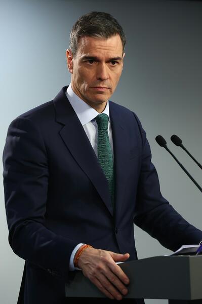 Pedro Sánchez insta a tomar «de nuevo las calles» este 8M: «Porque el futuro será feminista, o no será»