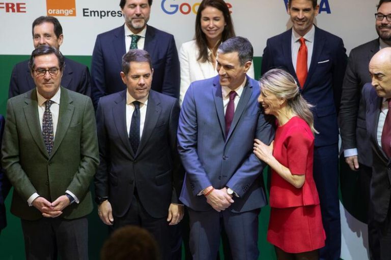 El ala socialista del Gobierno espera que Sumar acepte acelerar el gasto en Defensa y apela a su «sentido de Estado»