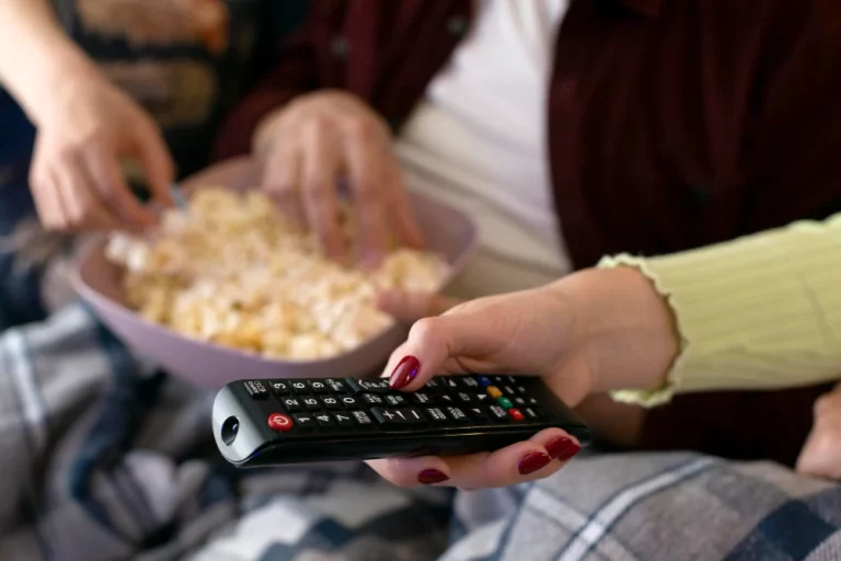 3 películas biográficas en Netflix están conquistando a la crítica