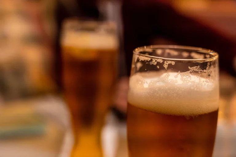 Cerveza y vino sin alcohol, ojo con estos ingredientes que también importan
