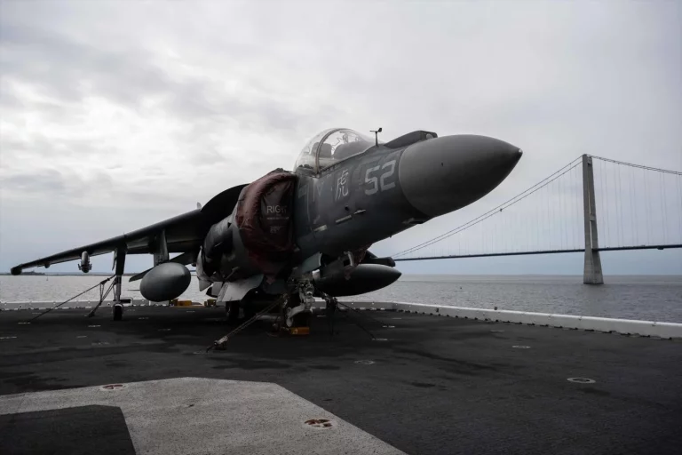La solución «cutre» de Defensa de alargar la vida de los Harrier con piezas de segunda mano
