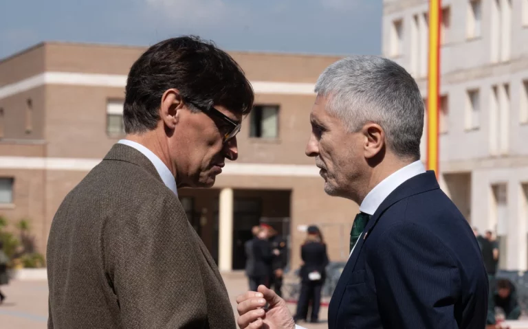 La humillación del PSOE ante Junts: «Los permisos de trabajo dependerán de la catalanidad»
