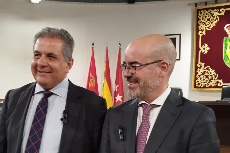 Los contratos menores cercan al alcalde del PSOE de Parla y al ‘clown’ de Deportes