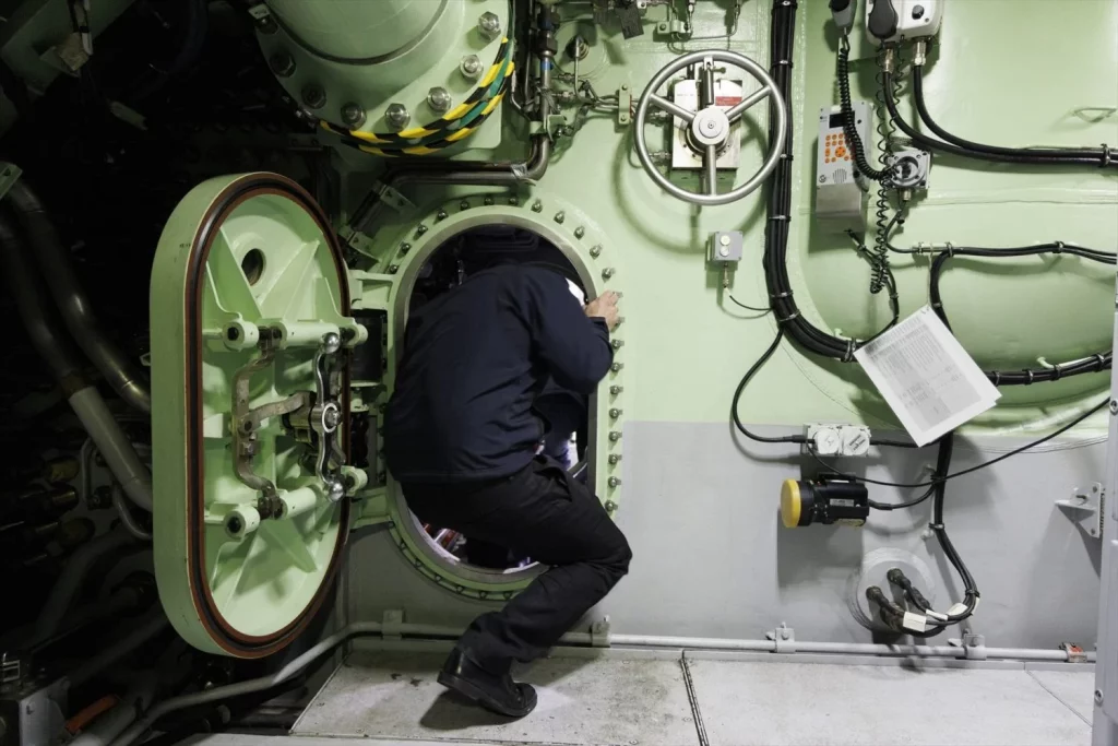 EuropaPress 6517432 acceso sala control submarino s 81 12 febrero 2025 cartagena murcia espana Moncloa