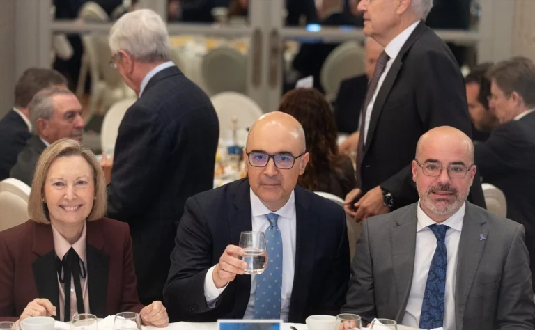 Defensa confía en el modelo de Airbus para el rearme europeo tras la espantada de Trump