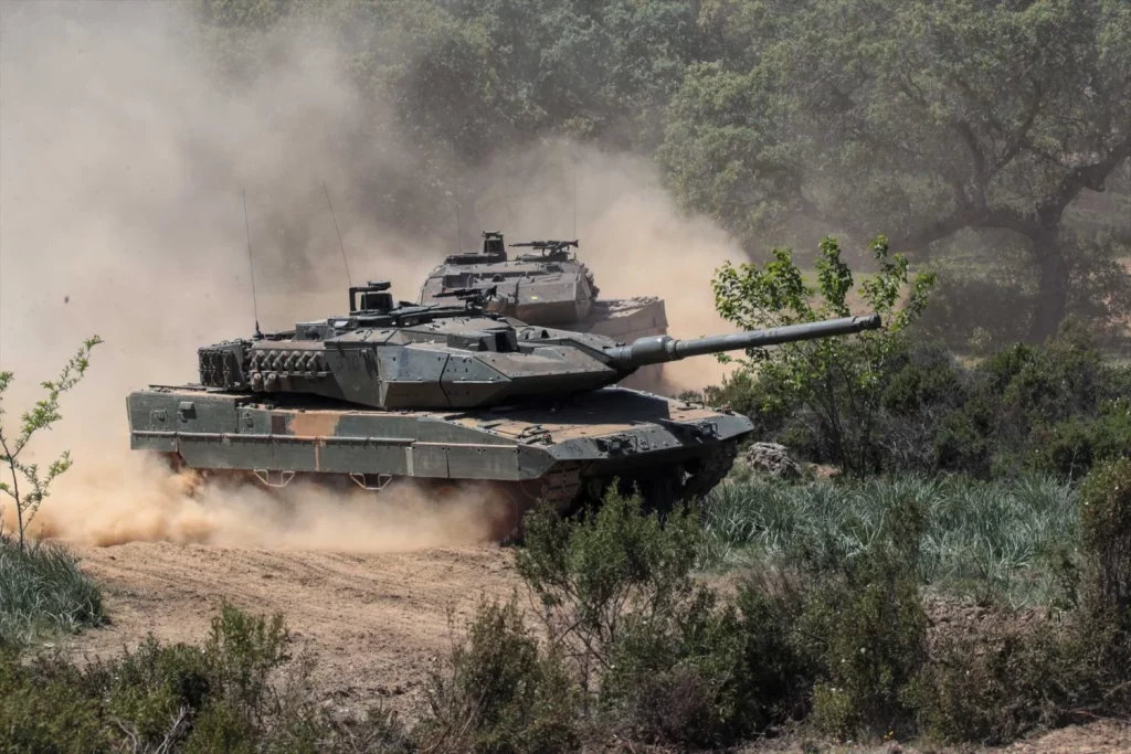 La Defensa marca la nueva agenda europea: Ucrania, China y Oriente Medio claves 2 Moncloa Tanque Leopard (Fuente Agencias)