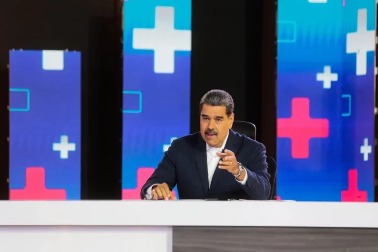 Maduro se suma al lío entre la Casa de América y la Comunidad de Madrid por el «cine chavista»