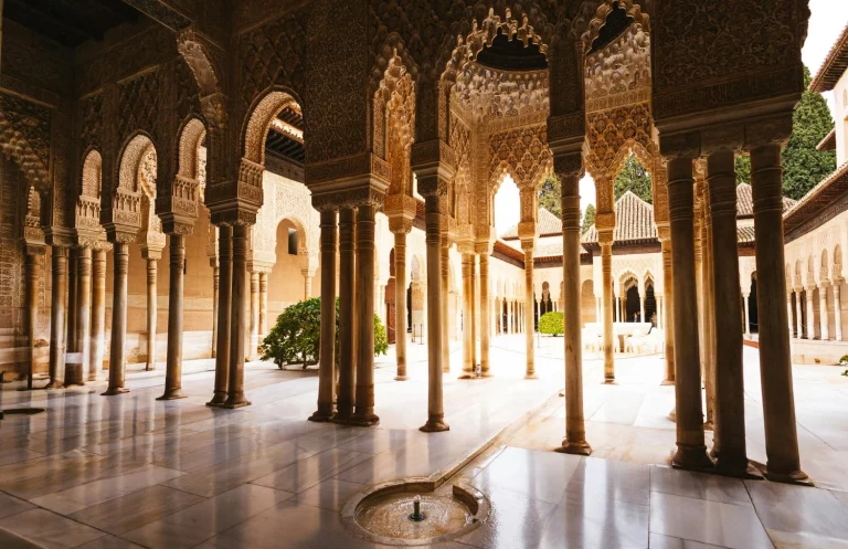 3 cosas que hacen de Granada un destino inolvidable