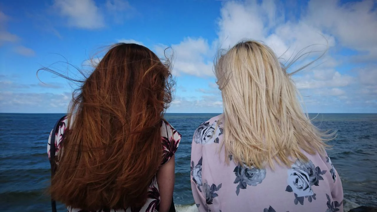 Ellas se arreglan, salen… y vuelven solas: el físico que arruina las citas en Europa