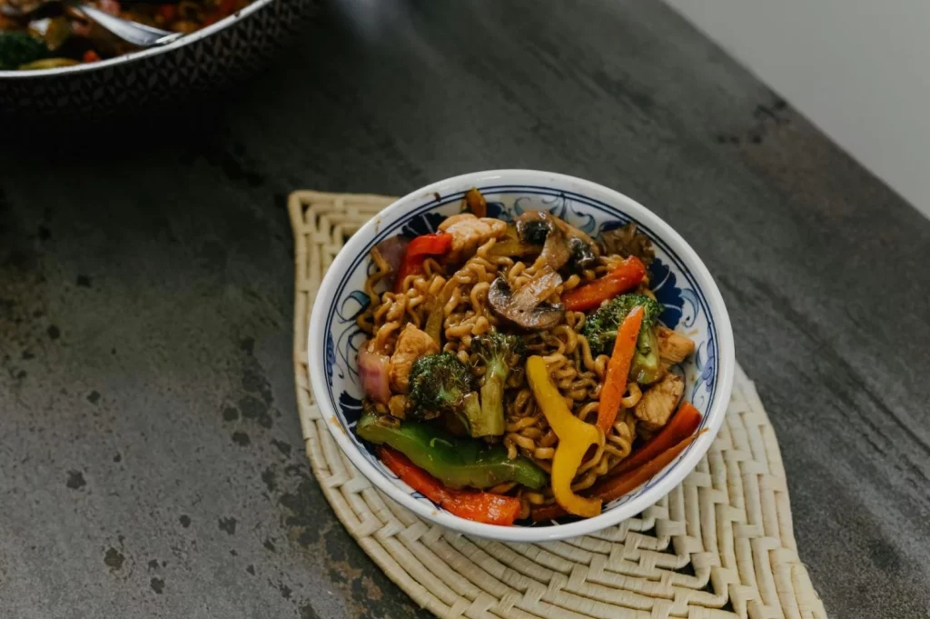Así se hace un Ramen de pollo al más puro estilo japonés 7 Moncloa Ramen de pollo