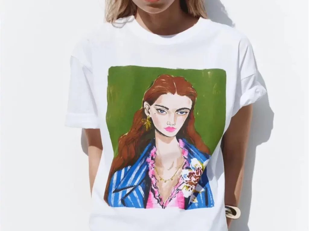 Zara acaba de sacar esta colección de camisetas ideales para lucir con pantalones 4 Moncloa Zara