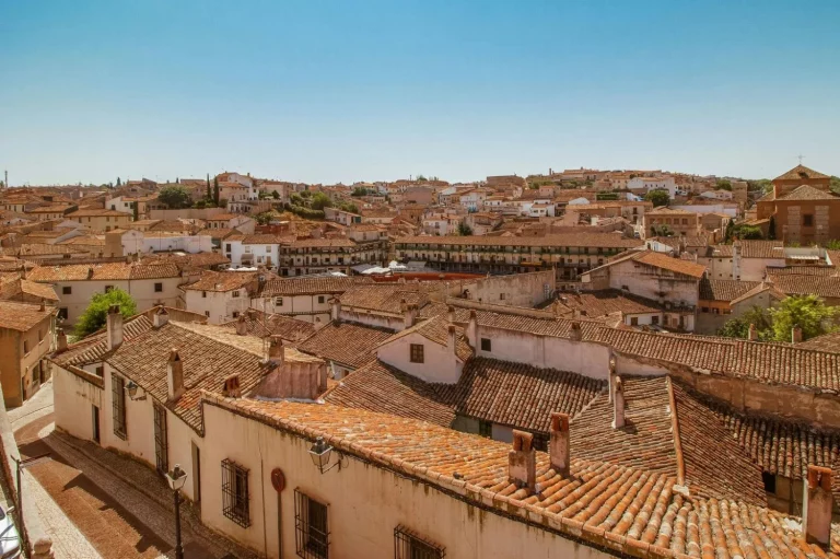 Conoce el pueblo con más encanto cerca de Madrid para una escapada perfecta