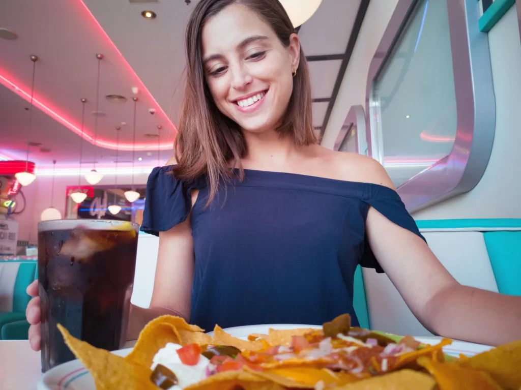 La comida del avión que puede arruinarte el viaje si no la evitas 8 Moncloa PREPARA TU PROPIA COMIDA PARA EL AVIÓN
