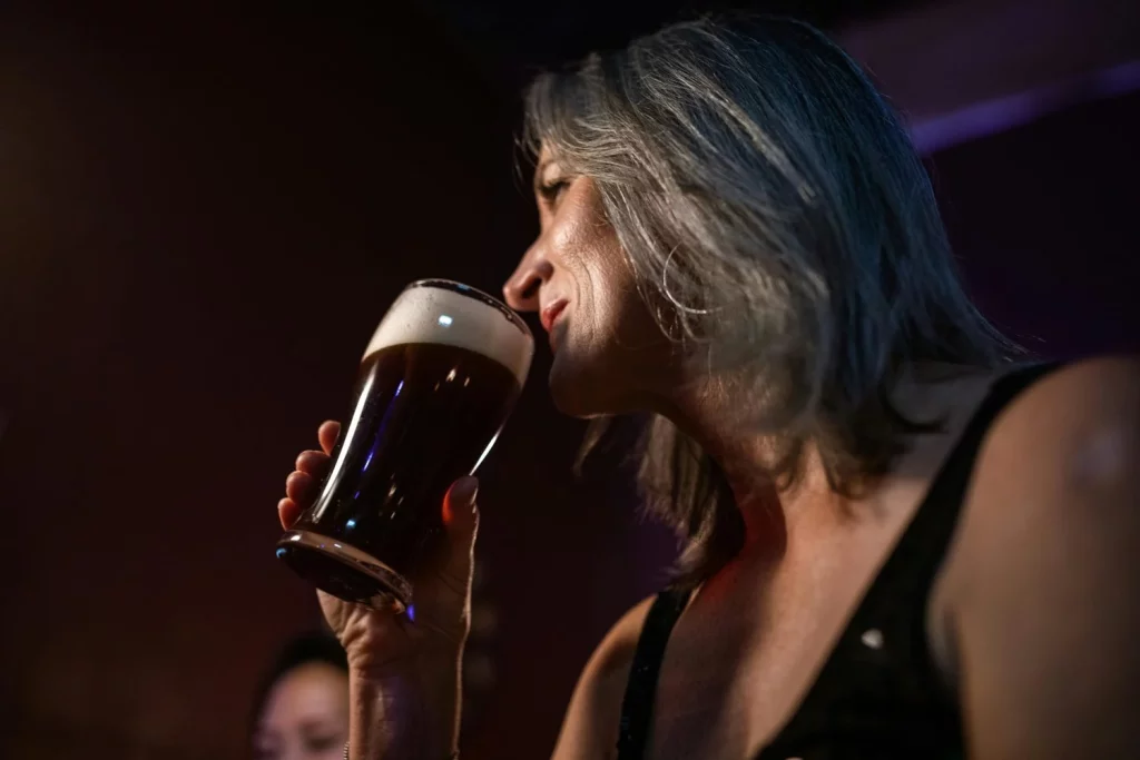 Esta es la diferencia de calorías entre las cervezas más populares 21 Moncloa ¿QUÉ OCURRE CON LAS CERVEZAS ARTESANAS?