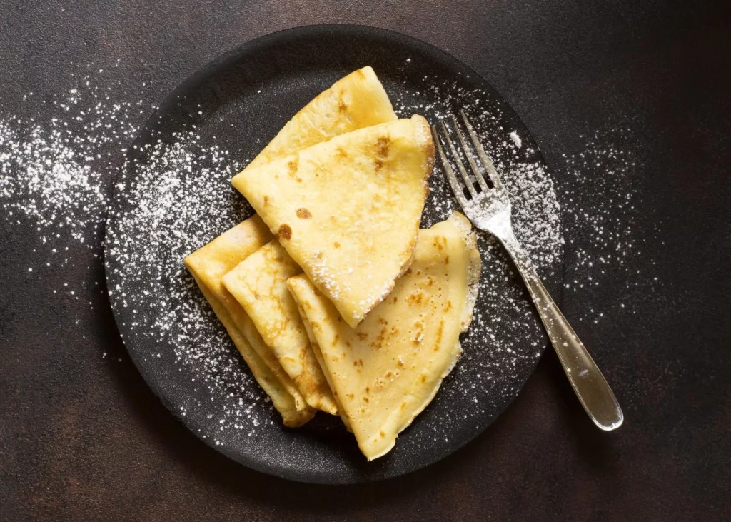 Así se hacen los crepes sin harina que se están comiendo a los clásicos 22 Moncloa PASO A PASO: PREPARANDO LOS CREPES SIN HARINA