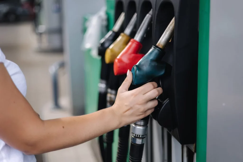 REGULACIÓN Y GARANTÍAS: LO QUE LA LEY EXIGE A CUALQUIER GASOLINERA
