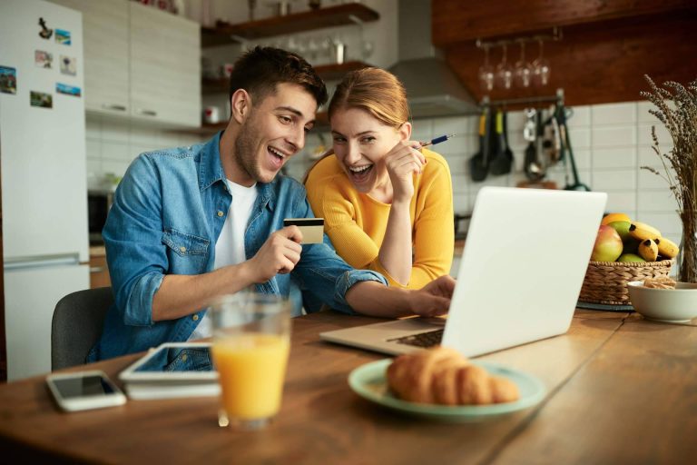 Innovación en servicios financieros; la tarjeta de crédito de Plazo Credit combina flexibilidad y asistencia 24/7