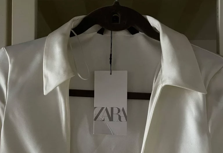 Siente ya la brisa primaveral con esta chaqueta de punto de Zara, y a menos de 40 euros