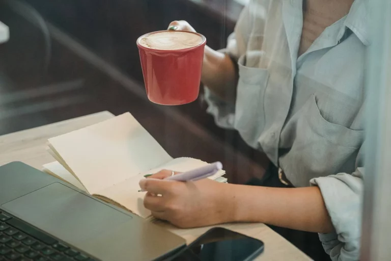El Gobierno tiene nuevo objetivo: tu café de media mañana