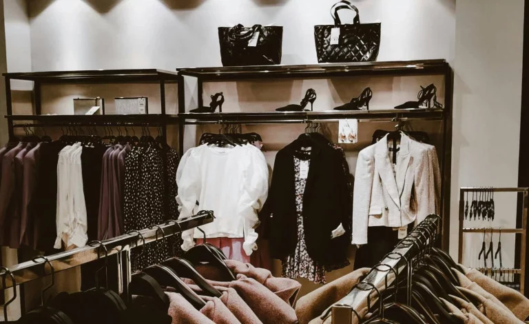 Zara rebaja su cazadora estrella un 34% y va a volar esta primavera